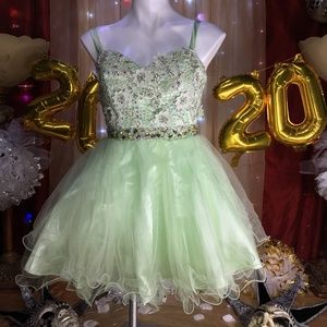 DAVE & JOHNNY MINT DRESS SZ 9/10